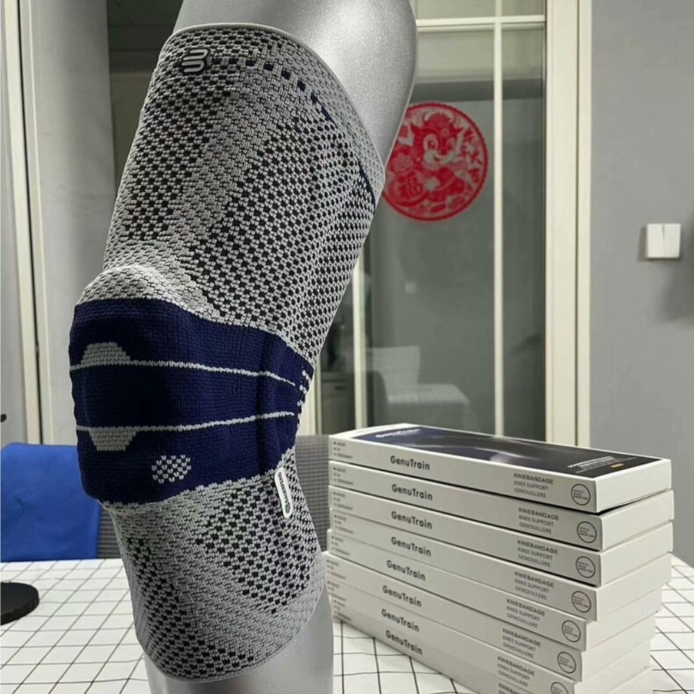 Luxe GenuTrain 8th Antislip Kn - Knee Sleeve Compression recensie en prijs