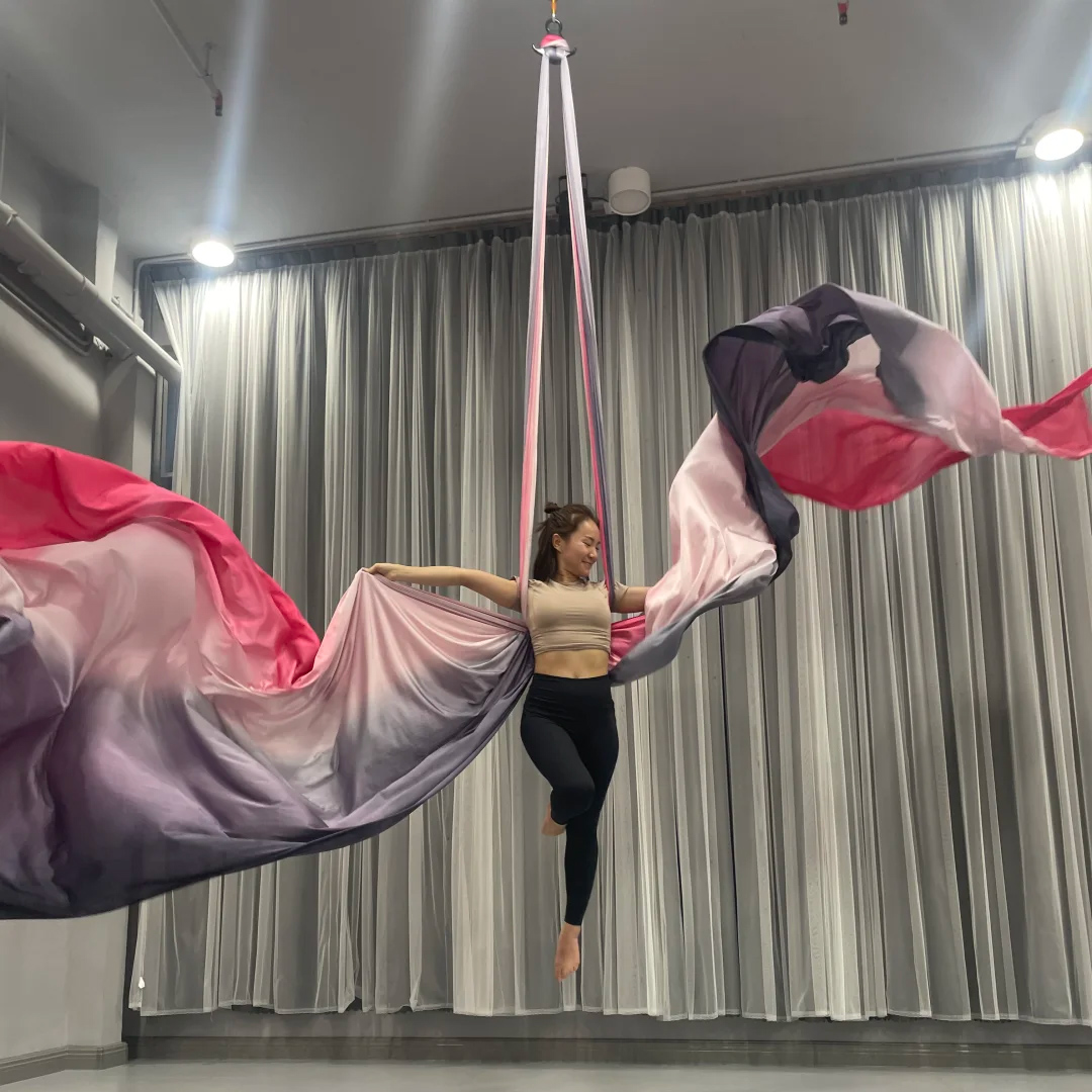 10m Aerial Silks Ombre Aerial  - Yoga Fitness Studio recensie en prijs